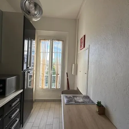 Apartmán W Parking, Close To Film Festival Palace